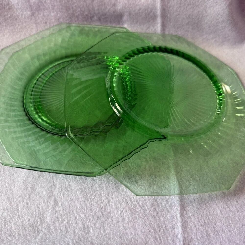 Vintage Green Depression‎ Glass Octagon Plates Set of 3/7.25